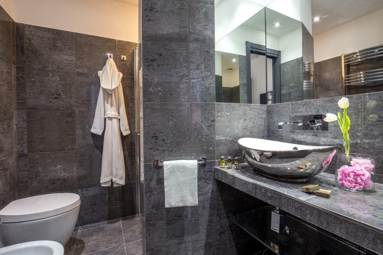 Gcf Luxury Suites, Guest House Rome Exterior photo
